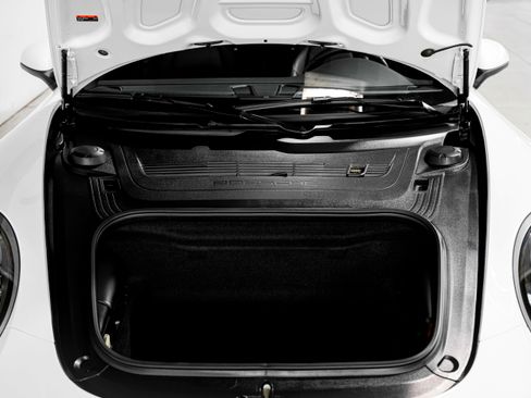 Used 2017 Porsche 911 Carrera 4S image 40