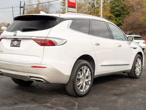 Used 2023 Buick Enclave Essence w/ Experience Buick Package image 35
