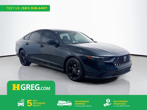 Used 2025 Honda Accord SE image 1