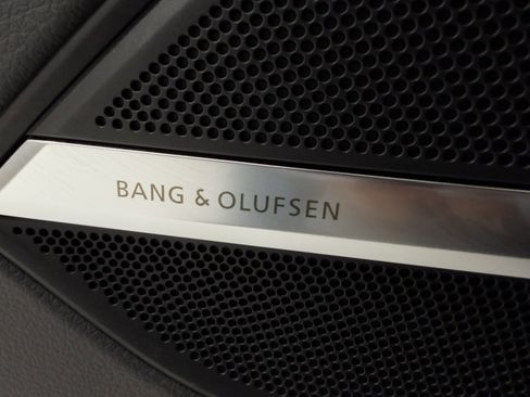 Used 2024 Audi S8 image 16