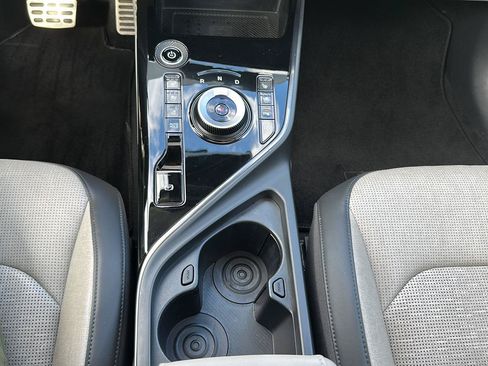 Used 2023 Kia Niro Wave w/ Wave Preserve Package FWD image 30