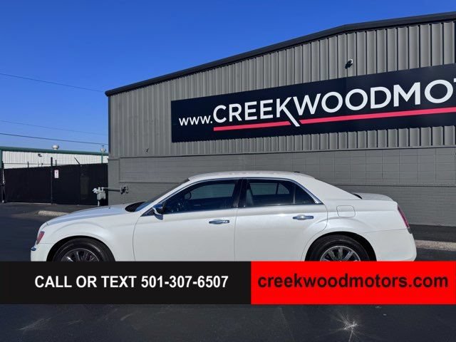 Used 2013 Chrysler 300 C RWD image 5
