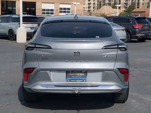 Used 2024 Buick Envista Avenir FWD image 5