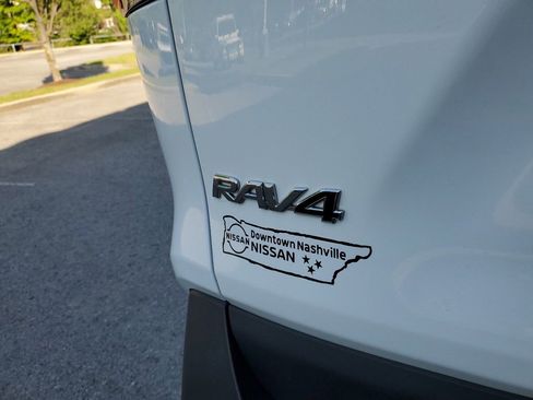 Used 2024 Toyota RAV4 LE AWD/4WD image 7