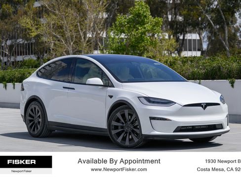 Used 2023 Tesla Model X AWD/4WD image 8