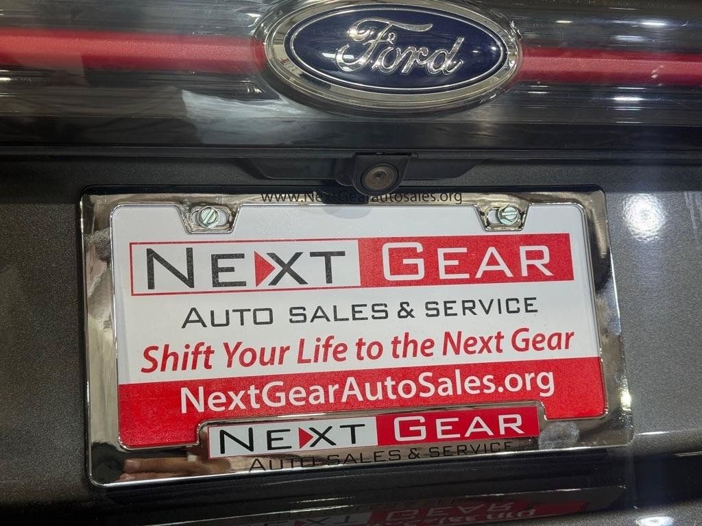 Used 2015 Ford Edge SEL w/ Equipment Group 201A FWD image 32