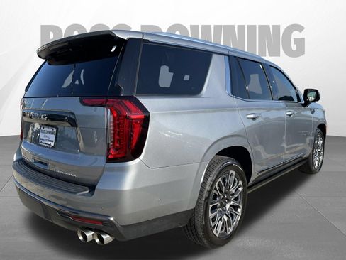 Used 2024 GMC Yukon Denali Ultimate AWD/4WD image 4
