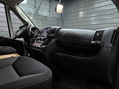Used 2021 RAM ProMaster 3500 FWD image 16