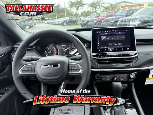 New 2026 Jeep Compass Latitude AWD/4WD image 34