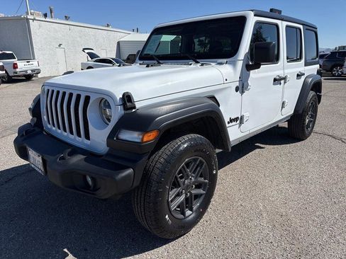 Used 2024 Jeep Wrangler Unlimited Sport AWD/4WD image 3