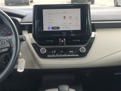 Certified 2025 Toyota Corolla LE image 17