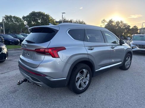 Used 2022 Hyundai Santa Fe SEL w/ Convenience + Premium Package FWD image 2