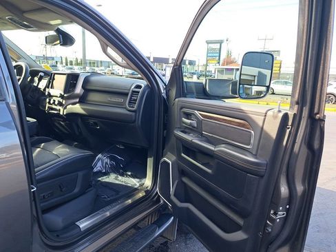 Used 2020 RAM 3500 Laramie AWD/4WD image 17