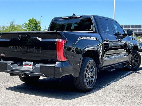 Used 2022 Toyota Tundra Platinum AWD/4WD image 12