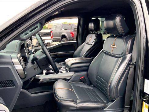 Used 2023 Ford F150 Platinum image 8