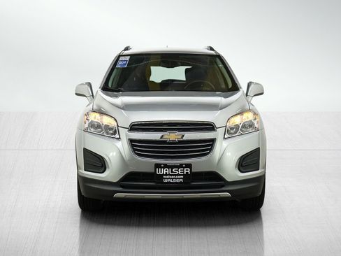 Used 2016 Chevrolet Trax LT w/ LT Convenience Package AWD/4WD image 8