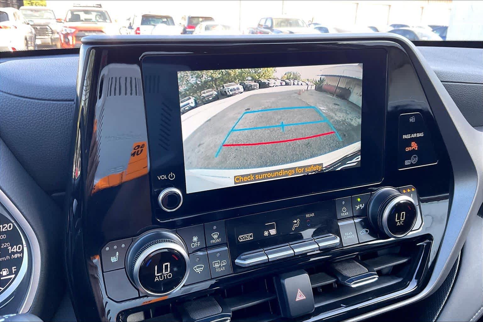 Used 2026 Toyota Highlander XLE AWD/4WD image 27