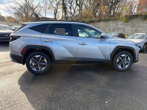 New 2026 Hyundai Tucson SEL image 8