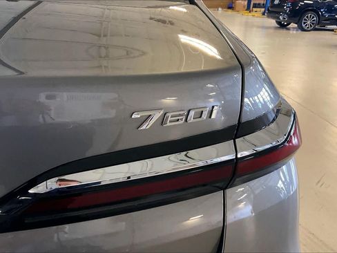 New 2026 BMW 760i xDrive AWD/4WD image 15