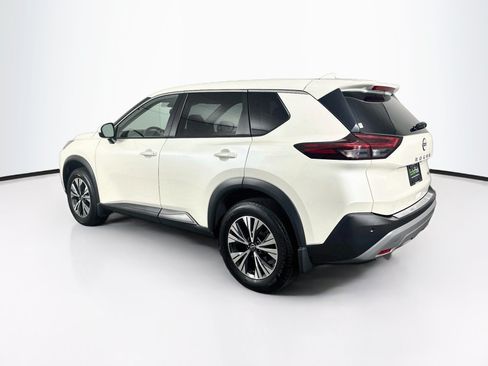 Used 2022 Nissan Rogue SV FWD image 5