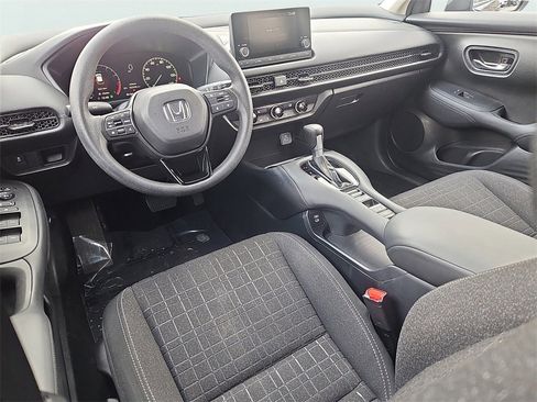 Certified 2024 Honda HR-V LX image 11