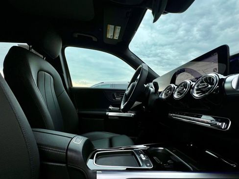 Certified 2024 Mercedes-Benz GLB 250 GLB 250 image 13