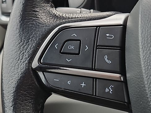 Used 2021 Toyota Sienna XLE image 21