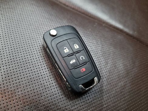 Used 2015 Chevrolet Equinox LT w/ Chrome Appearance Package image 32