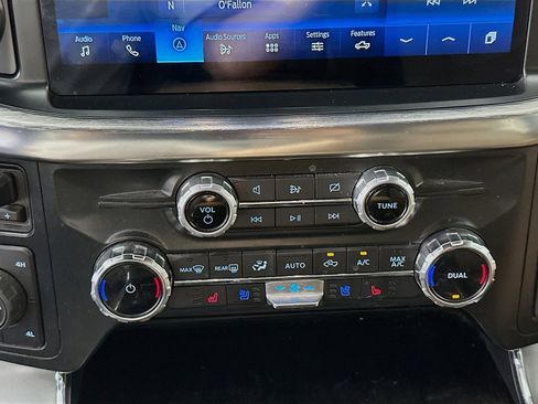 Used 2022 Ford F150 Lariat w/ Max Trailer Tow Package AWD/4WD image 16
