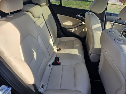 Used 2015 Mercedes-Benz GLA 250 4MATIC image 22