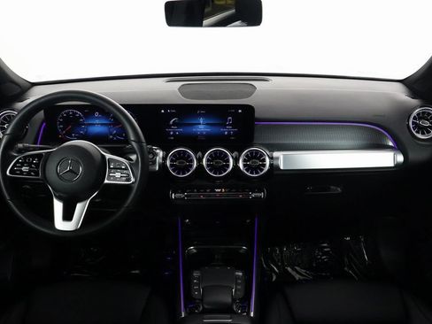 Certified 2022 Mercedes-Benz GLB 250 image 8