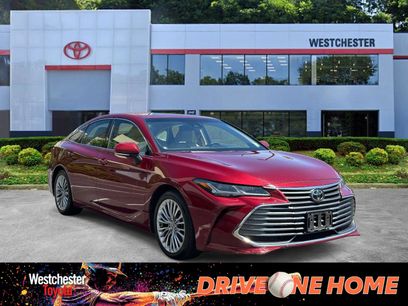 Used 2019 Toyota Avalon Limited w/ All Weather Liner Package
