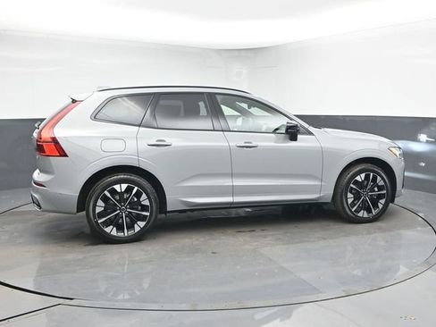 New 2026 Volvo XC60 B5 Plus w/ Protection Package Premier image 8