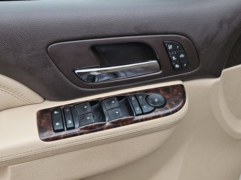 Used 2012 GMC Yukon Denali image 11