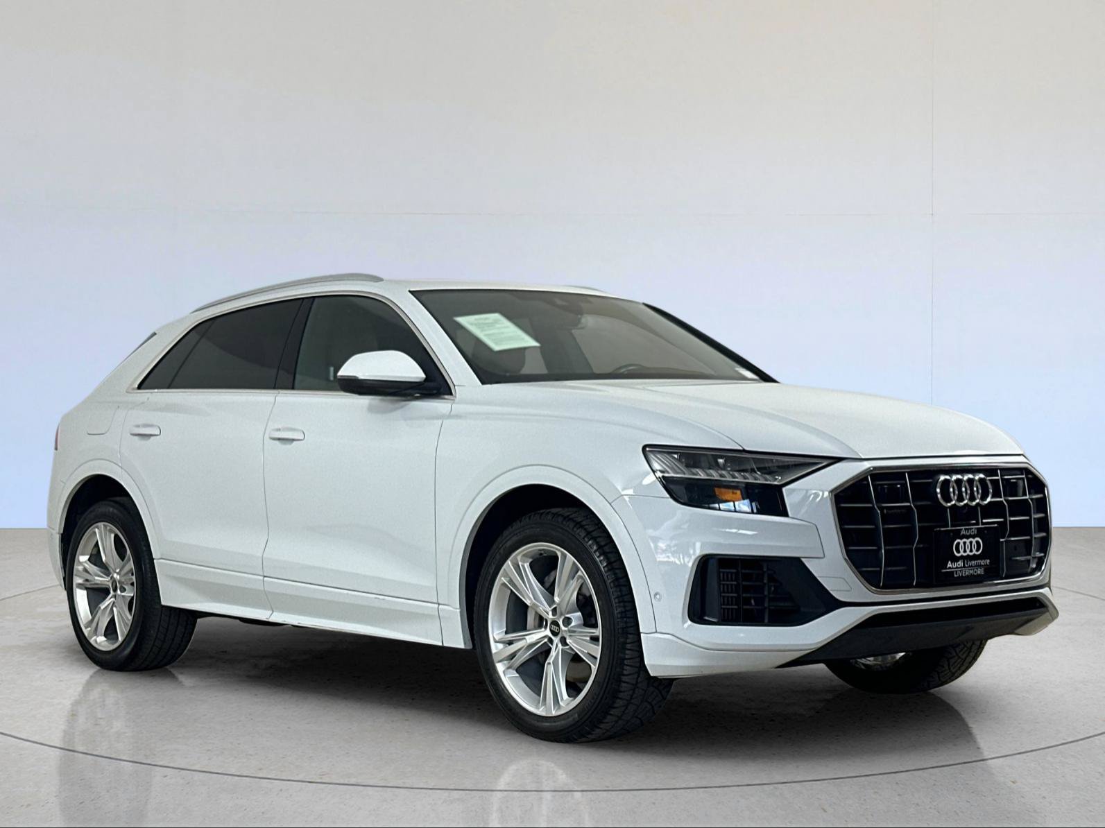Used 2023 Audi Q8 Premium w/ Convenience Package AWD/4WD image 8
