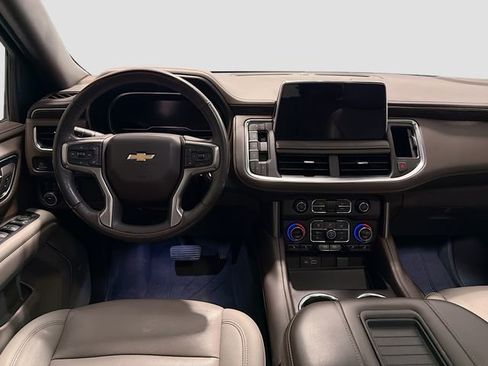 Used 2022 Chevrolet Tahoe LT w/ Luxury Package AWD/4WD image 23