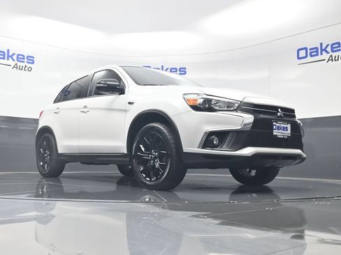 Used 2019 Mitsubishi Outlander Sport LE AWD/4WD image 35