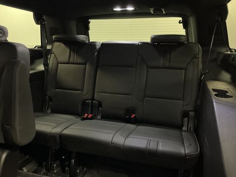 Used 2024 Chevrolet Tahoe RST w/ RST Performance Edition AWD/4WD image 26