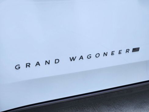 New 2026 Jeep Grand Wagoneer Limited AWD/4WD image 12