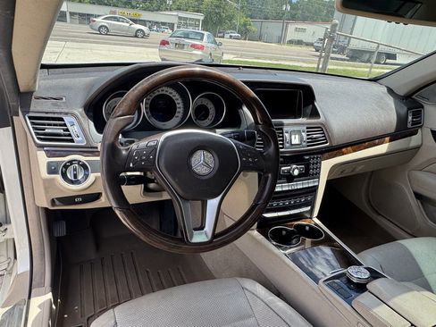 Used 2015 Mercedes-Benz E 400 4MATIC Coupe image 10