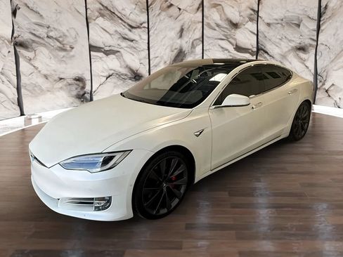 Used 2020 Tesla Model S Performance AWD/4WD image 34
