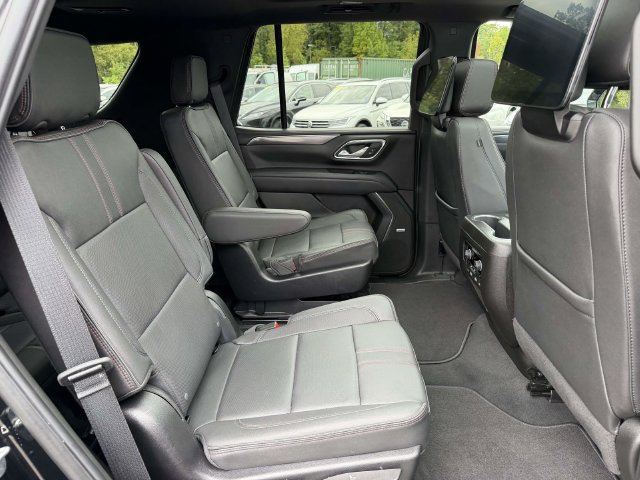 Used 2024 Chevrolet Tahoe RST w/ Luxury Package AWD/4WD image 11
