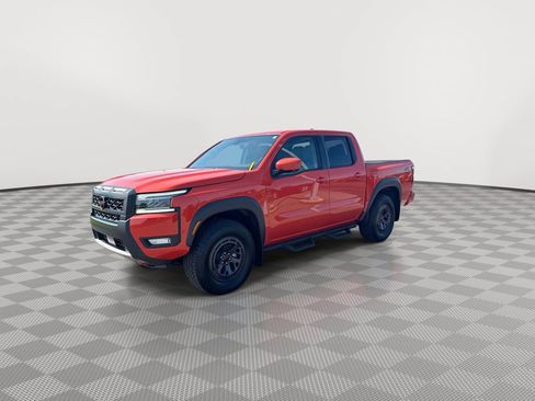 Certified 2025 Nissan Frontier PRO-4X w/ Pro Premium Package AWD/4WD image 6