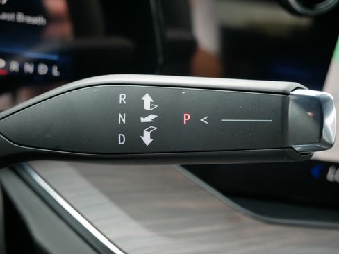 New 2025 Chevrolet Tahoe Premier image 25