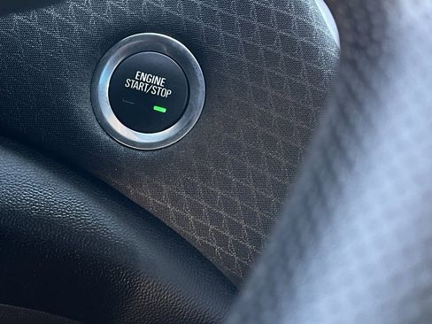 Used 2024 Chevrolet Malibu LT image 17