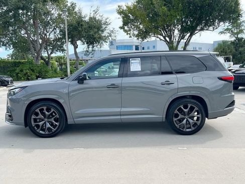 Certified 2025 Lexus TX 500h AWD w/ Technology Package image 4