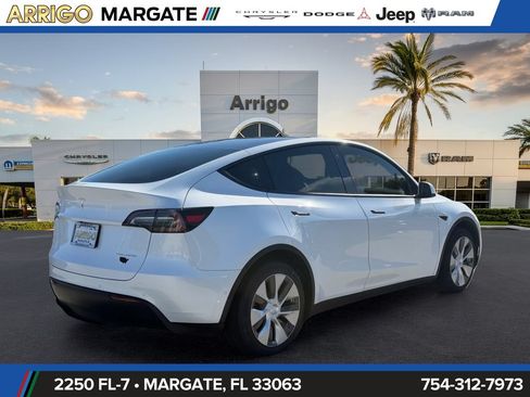 Used 2020 Tesla Model Y Long Range AWD/4WD image 7