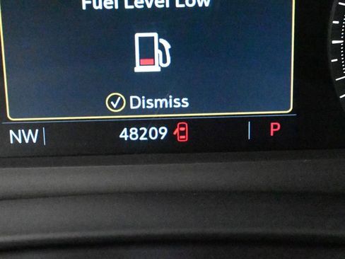 Used 2023 Cadillac XT5 Premium Luxury image 38