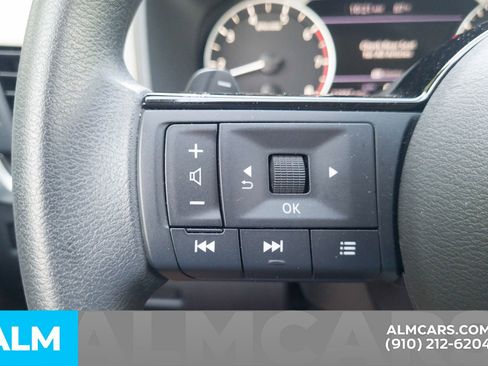 Used 2023 Nissan Rogue SV AWD/4WD image 13