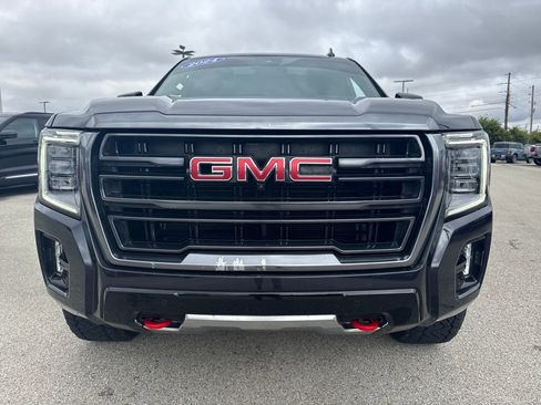 Used 2024 GMC Yukon AT4 w/ Technology Package image 8